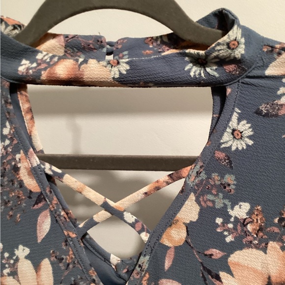 Andree by Unit Floral Dress - Large - Picture 2 of 4